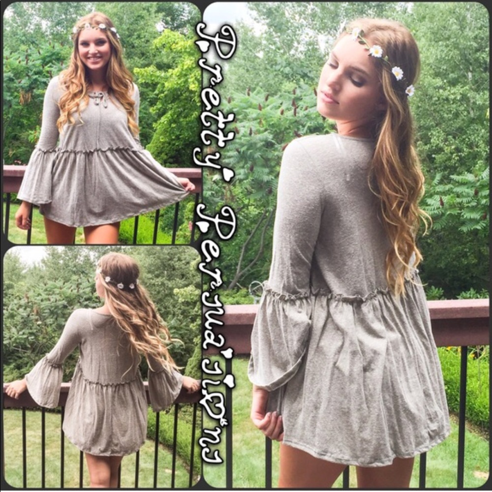 NWT Bell Sleeve Relaxed Boho Peasant Top - Picture 6 of 7